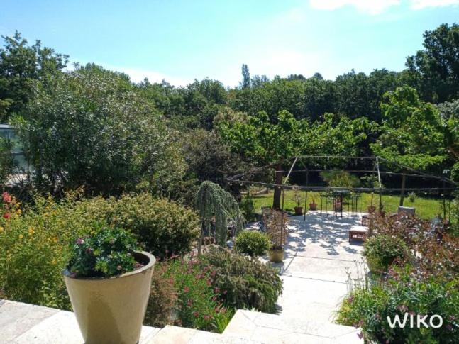 مبيت وإفطار A L Orée Du Bois