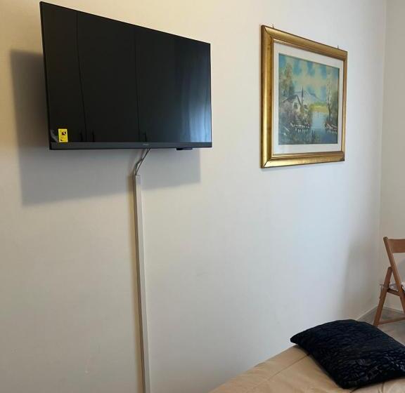 ベッドアンドブレックファースト Alloggio Turistico Francy Home