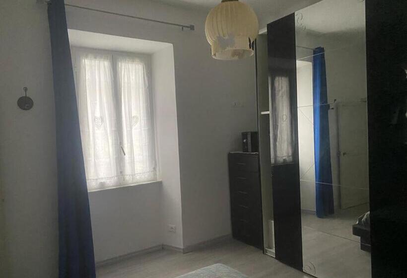 צימר Casa Delle Farfalle