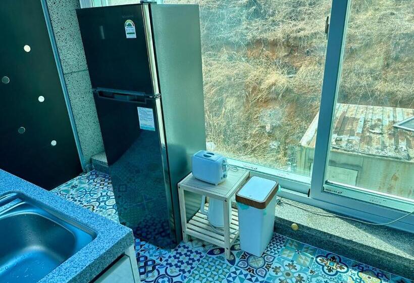 Bed and Breakfast Fullhouse 6to10