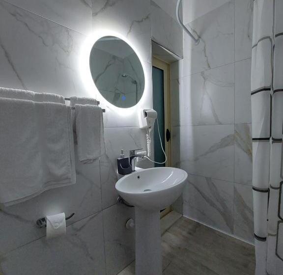 צימר Godard Apartments