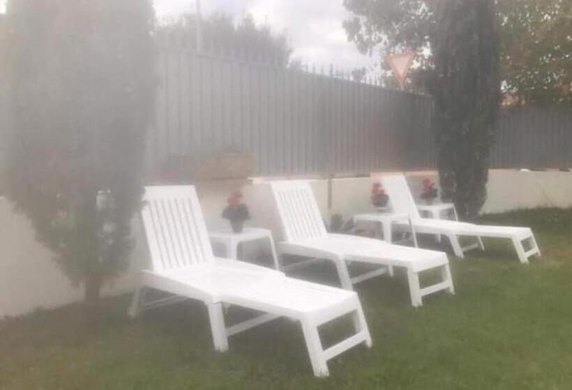 ベッドアンドブレックファースト Il Focolare