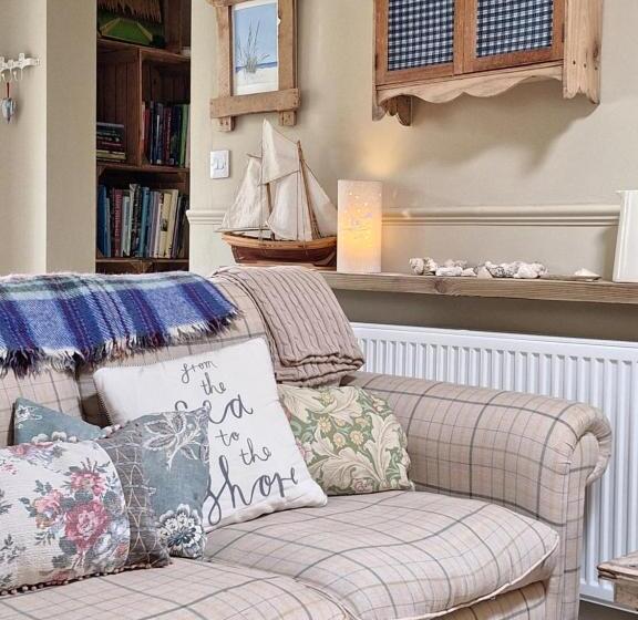 住宿加早餐  Private Suite At Llanddinog House Near Solva