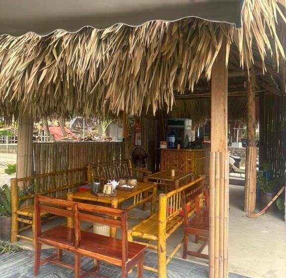 تختخواب و صبحانه Peaceful Maichau Homestay