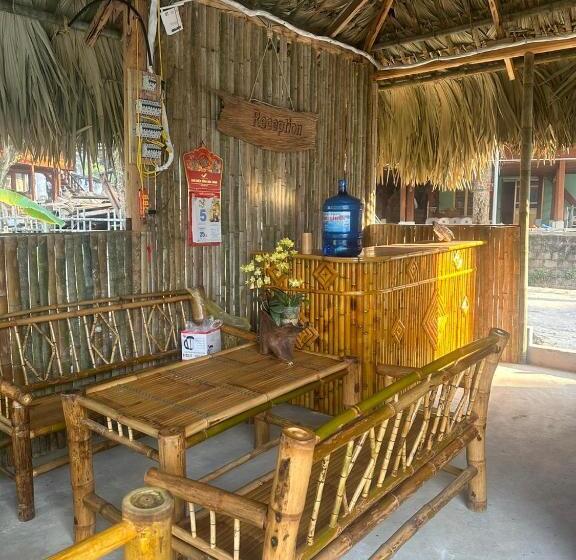 تختخواب و صبحانه Peaceful Maichau Homestay