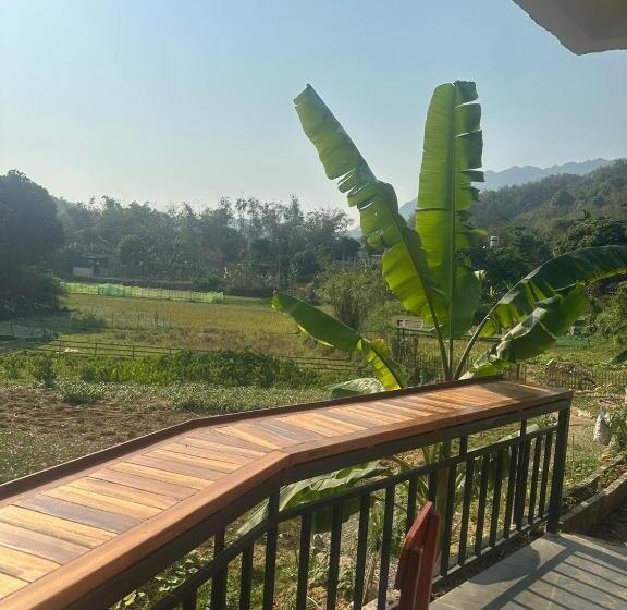 تختخواب و صبحانه Peaceful Maichau Homestay