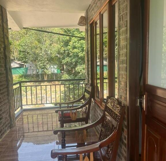 تختخواب و صبحانه Peaceful Maichau Homestay