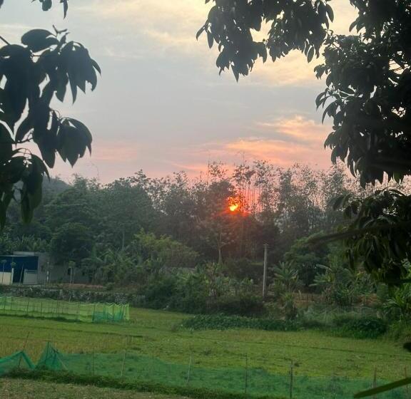 تختخواب و صبحانه Peaceful Maichau Homestay