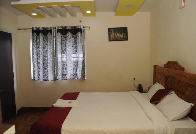 تختخواب و صبحانه Regional Residency Home Stay