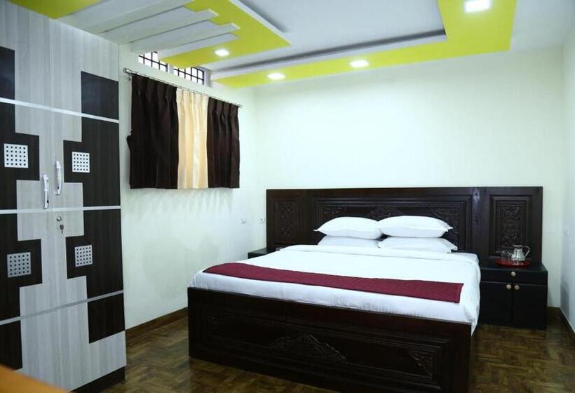 تختخواب و صبحانه Regional Residency Home Stay