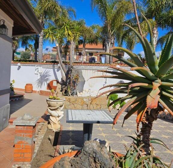 ベッドアンドブレックファースト Villa Courrier