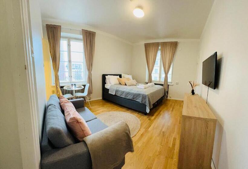 住宿加早餐  Your Chic Vibrant Airbnb