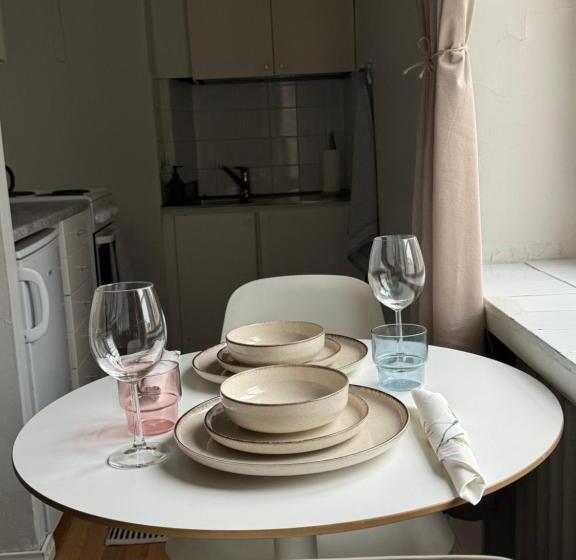 住宿加早餐  Your Chic Vibrant Airbnb