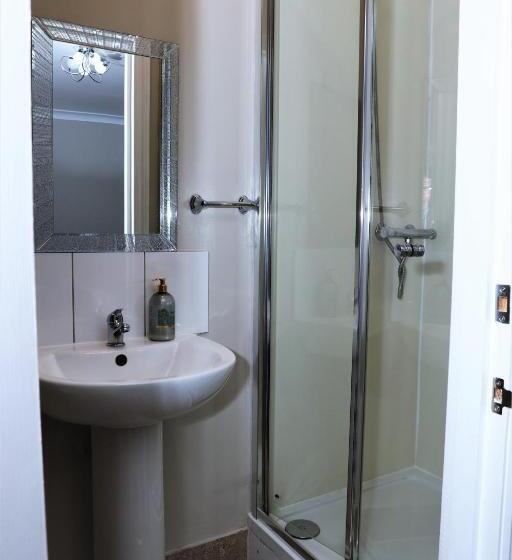 Отель 4 Sisters Inn