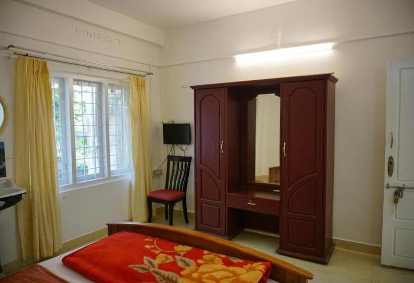 בית מלון כפרי Classiyo Green Mount Resort