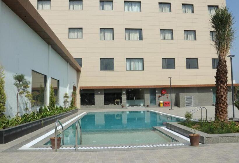 فندق Crown Park Luxury