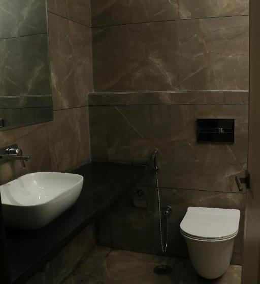 فندق Crown Park Luxury