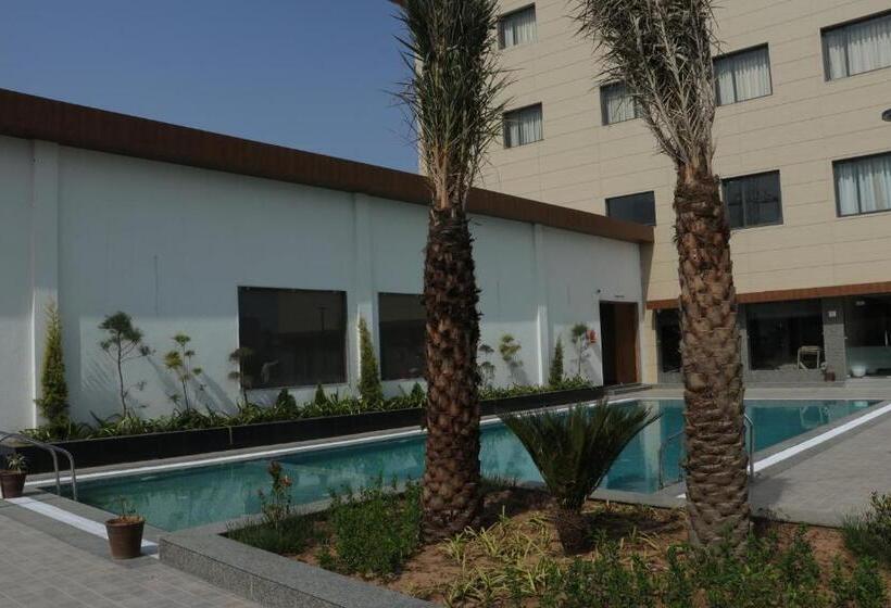 فندق Crown Park Luxury