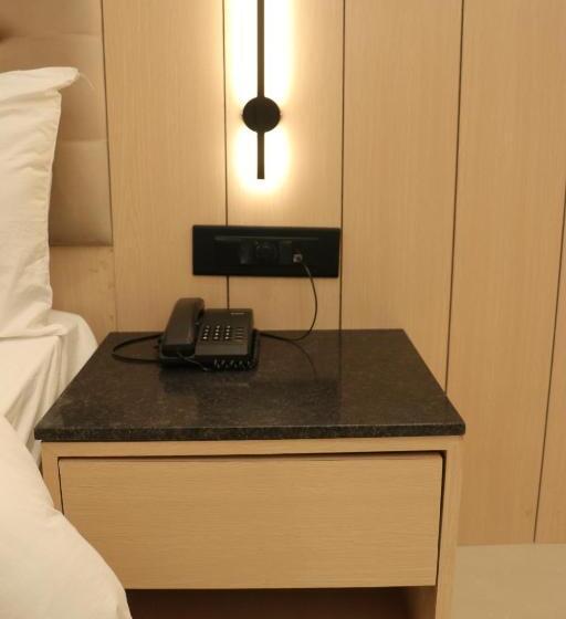 فندق Crown Park Luxury