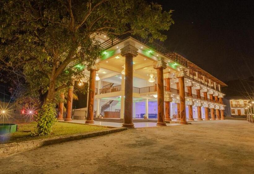 Hotel Elysia Sigiriya