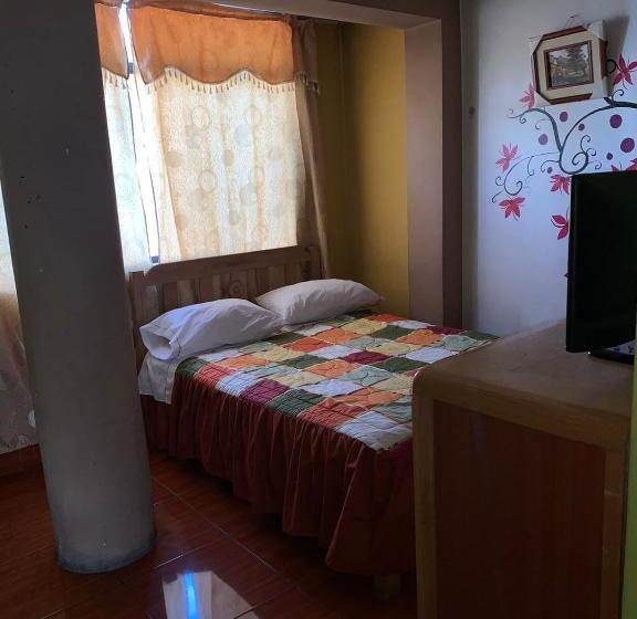 فندق Hospedaje Luciano