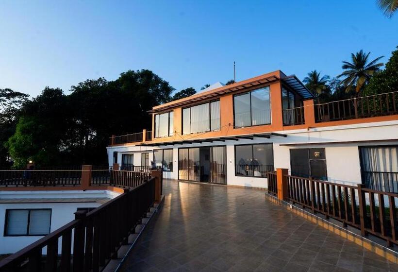 בית מלון כפרי Jungle Drive Resort Vayalada