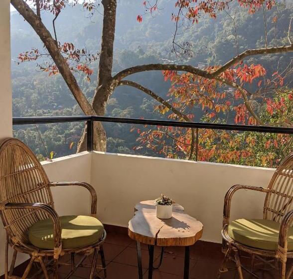 酒店 Kengbari Retreat