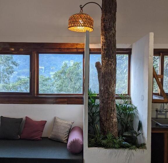 酒店 Kengbari Retreat