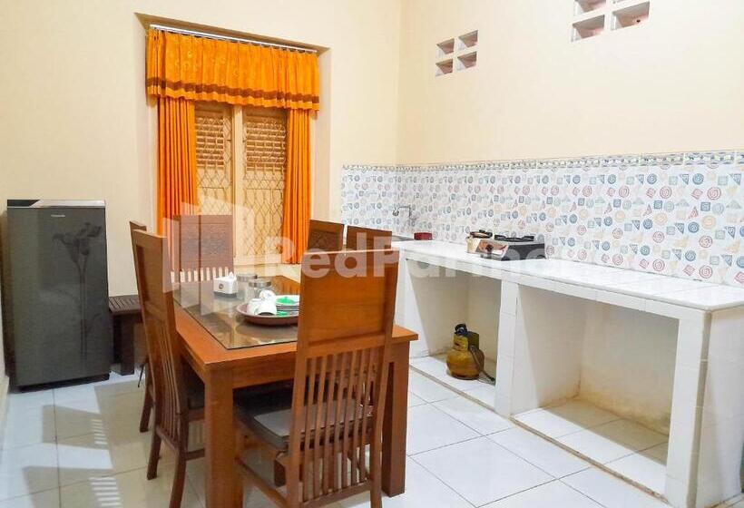 فندق Lh101 Guest House Syariah Near Makam Sunan Bonang Redpartner