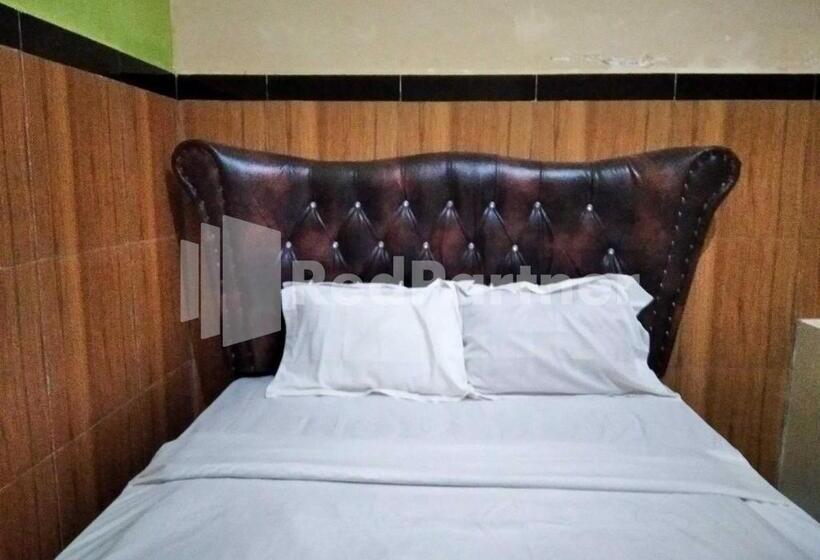 فندق Lh101 Guest House Syariah Near Makam Sunan Bonang Redpartner