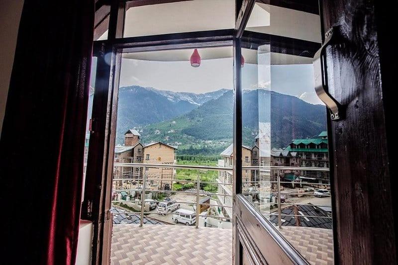 ホテル Crystal Manali