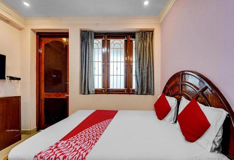 בית מלון כפרי Oyo Dev Holiday Homestay