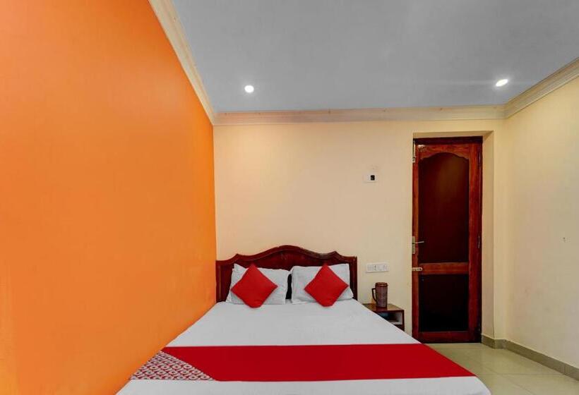 בית מלון כפרי Oyo Dev Holiday Homestay