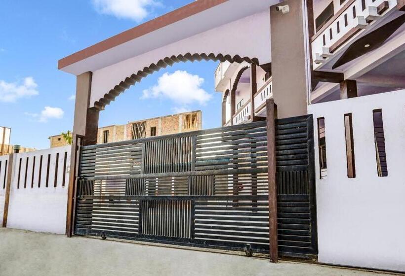 Отель O Aravali Guest House & Restaurant