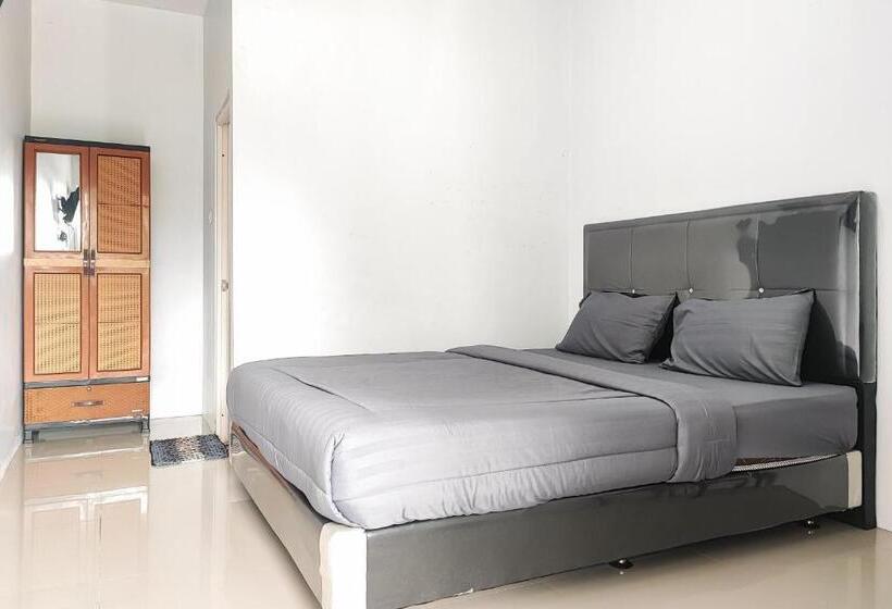 فندق Reddoorz Syariah Near Lapangan Persijam Jambi