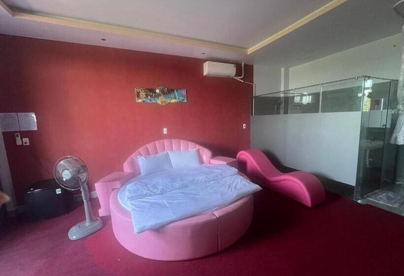 هتل Thành Phố Mới