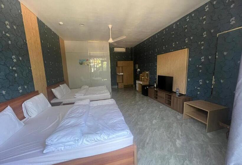 هتل Thành Phố Mới