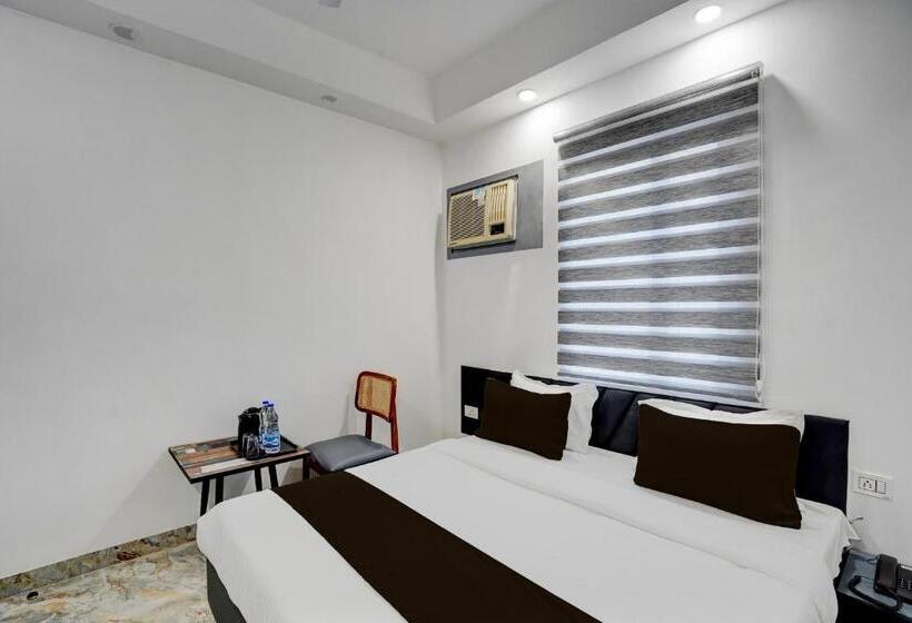 فندق Townhouse 1341 Premium Rooms