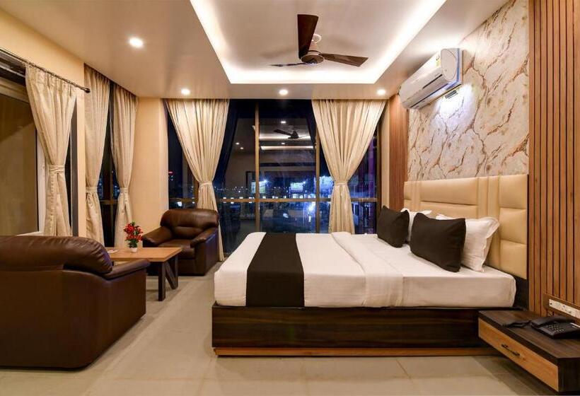 فندق Super Townhouse Oak Bulbuli Neer