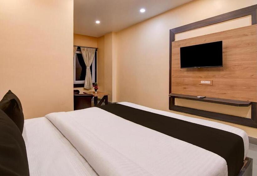 فندق Super Townhouse Oak Bulbuli Neer