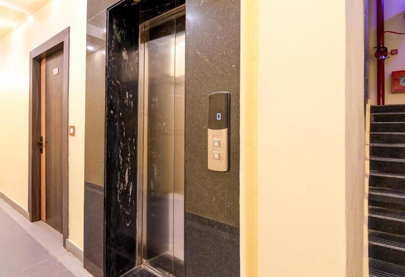 فندق Super Townhouse Oak Bulbuli Neer