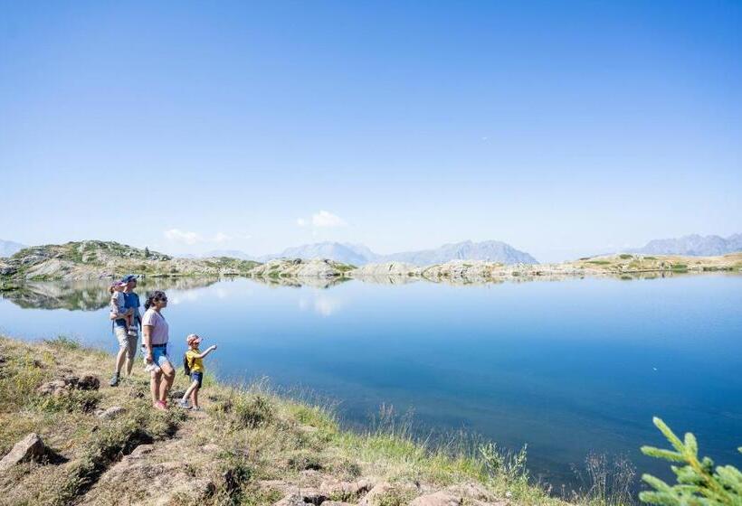 Отель Villages Clubs Du Soleil Oz En Oisans