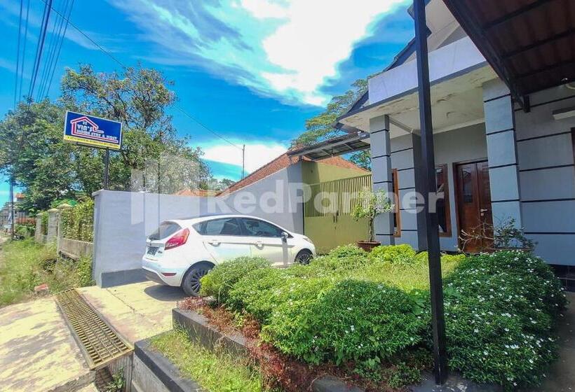 فندق Vins Homestay Kroya Mitra Reddoorz