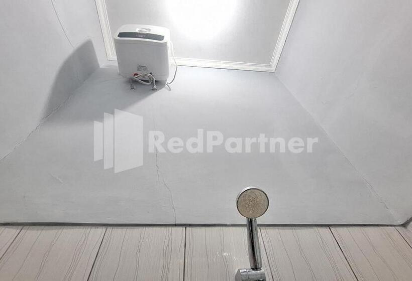 فندق Vins Homestay Kroya Mitra Reddoorz