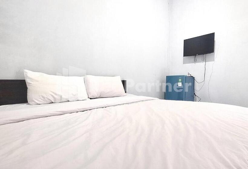 فندق Vins Homestay Kroya Mitra Reddoorz