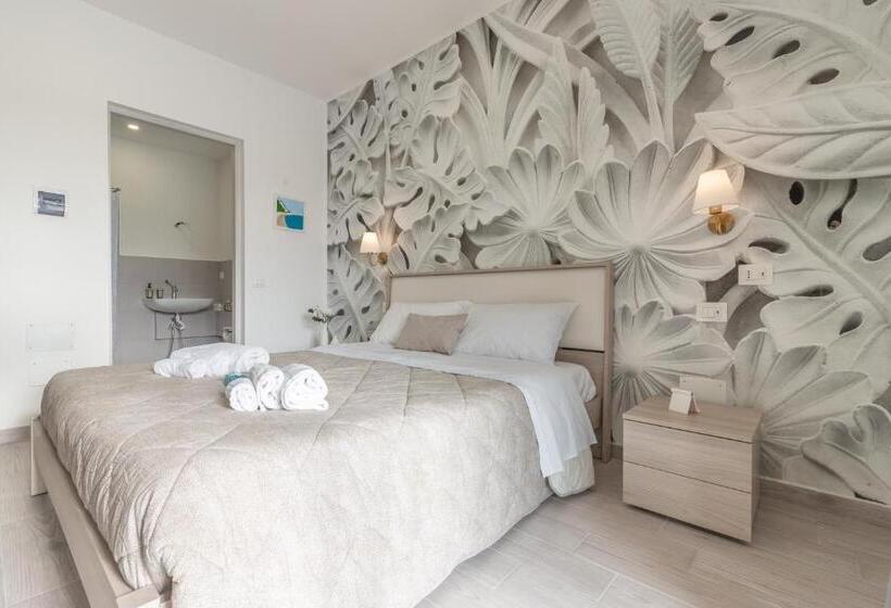 Villa Cangiano B&b And Pool