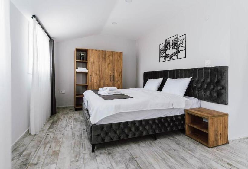 Lux Apart At Terrace