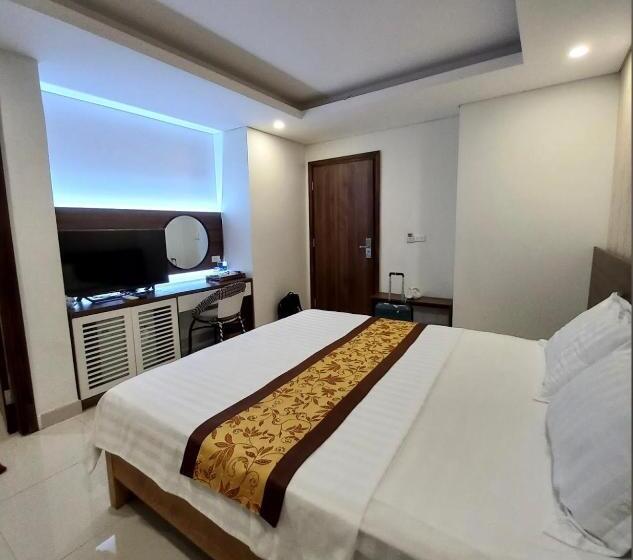 May Hotel Night Market Phu Quoc