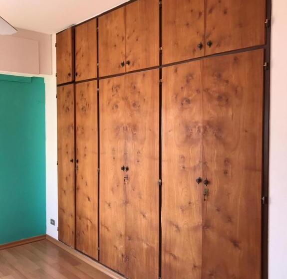 بنسيون Céntrico Femenino Mafalda Viedma