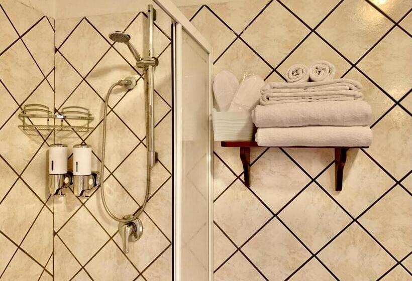 پانسیون Country House